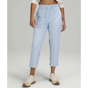 Lululemon Beyond the Studio Crop Jogger Pants Lined Blue Linen Women’s size 10